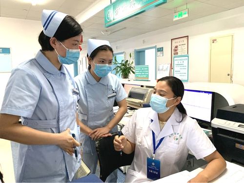 加強(qiáng)標(biāo)準(zhǔn)建設(shè)為抓手，實(shí)現(xiàn)質(zhì)量同質(zhì)化管理——記河南省中醫(yī)醫(yī)院護(hù)理質(zhì)量控制中心豫南區(qū)域赴禹州市中醫(yī)院調(diào)研工作